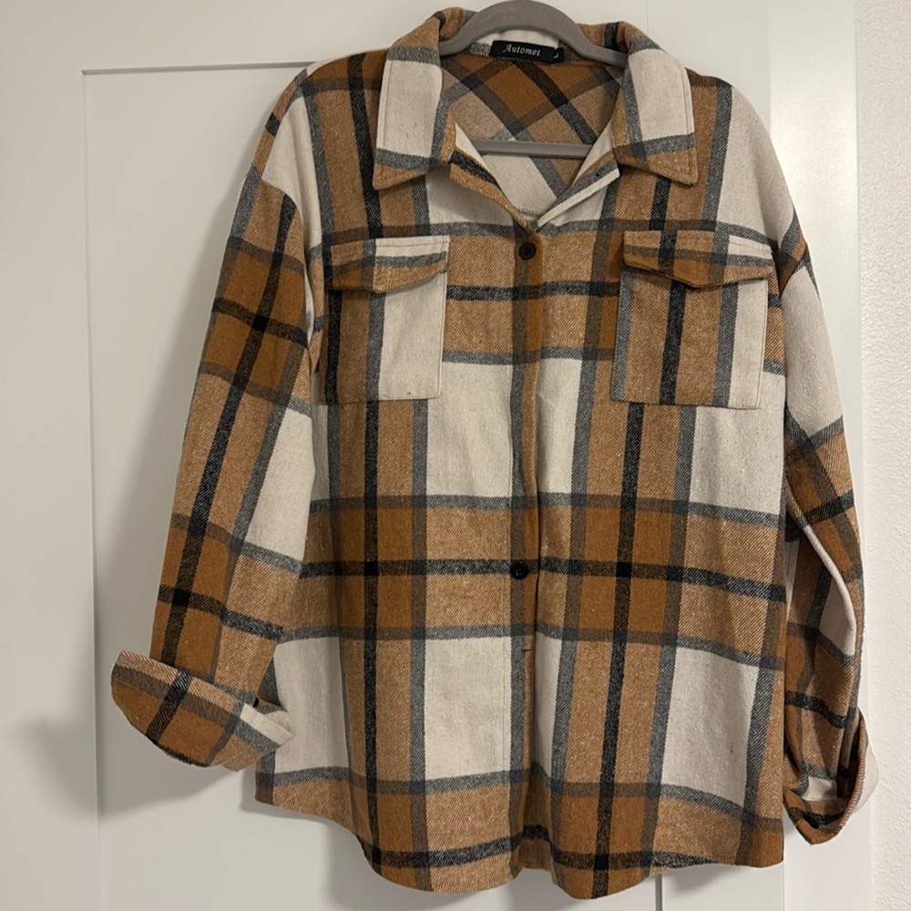 Plaid fleece button up shirt